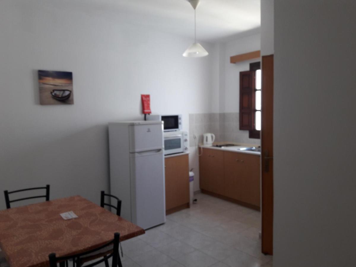 Philippos Studios & Apt Λίνδος Εξωτερικό φωτογραφία